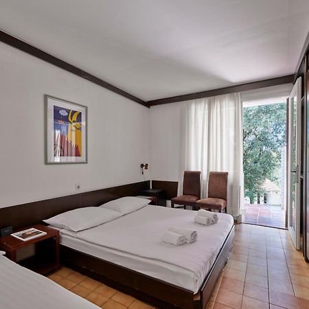 Koversada Rooms Vrsar Buitenkant foto